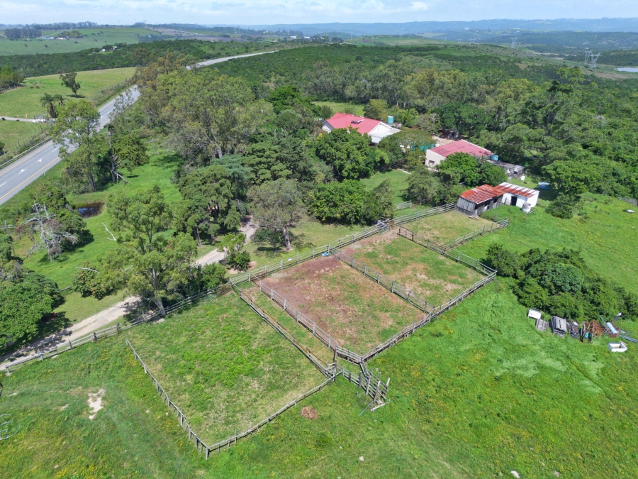 4 Bedroom Property for Sale in East London Rural Eastern Cape
